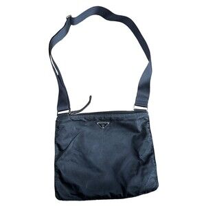 Vintage PRADA Black Nero Tessuto Nylon Crossbody Messenger Bag